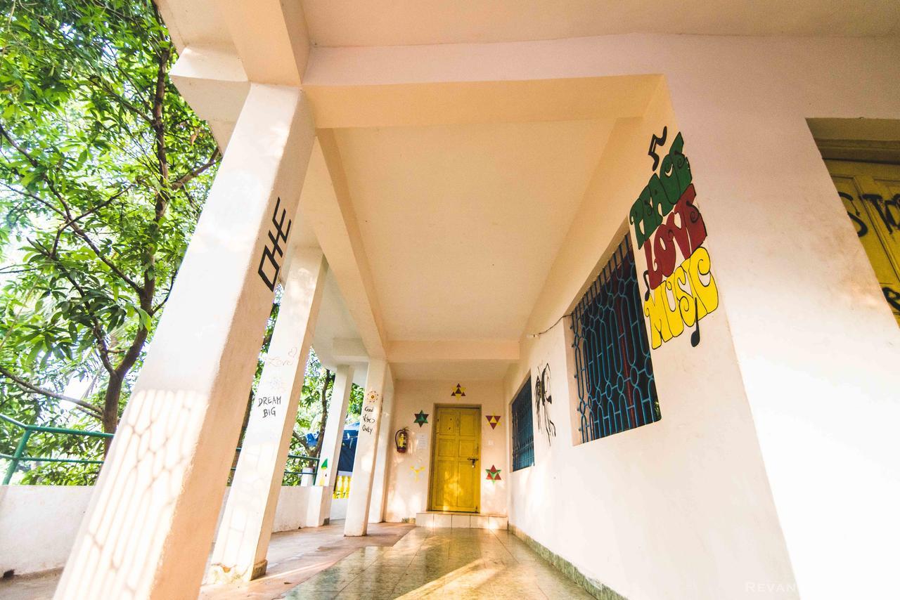 Arambol By Roadhouse Hostels, Goa Exteriör bild
